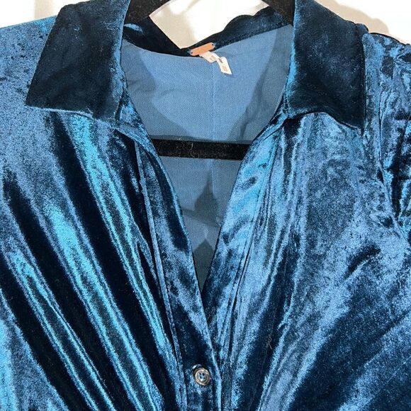 FREE PEOPLE SHAYLA VELVET MINI DRESS IN NAVY NEW XS - Picture 7 of 11